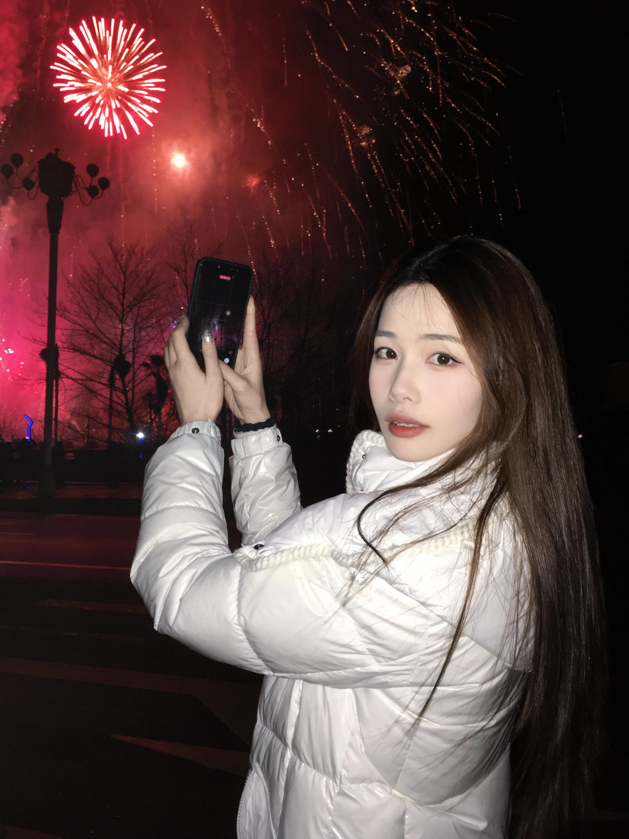 时间怎么会等人呢 等你的是我。