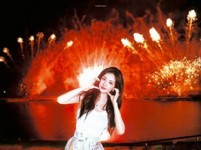 #杨幂生日发博#祝杨幂生日快乐呀 ​！姐姐永远貌美，积极面对，充满希望，直到自己