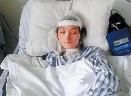 浙江48岁护工，照顾无亲无故植物人女子8年，谁料，女子醒来第一句话竟让她泪流满面