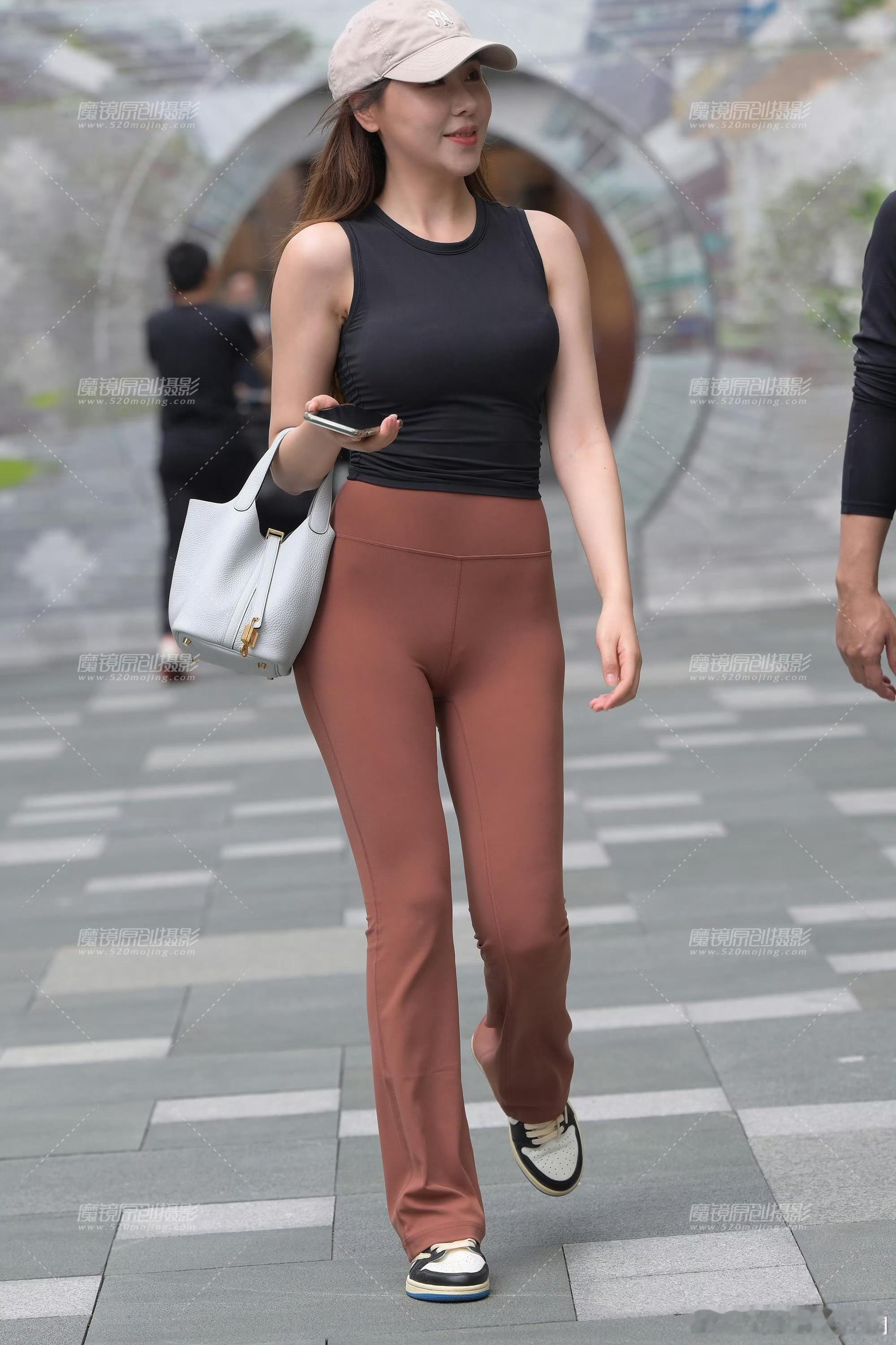 随手拍大长腿美女 ​​​