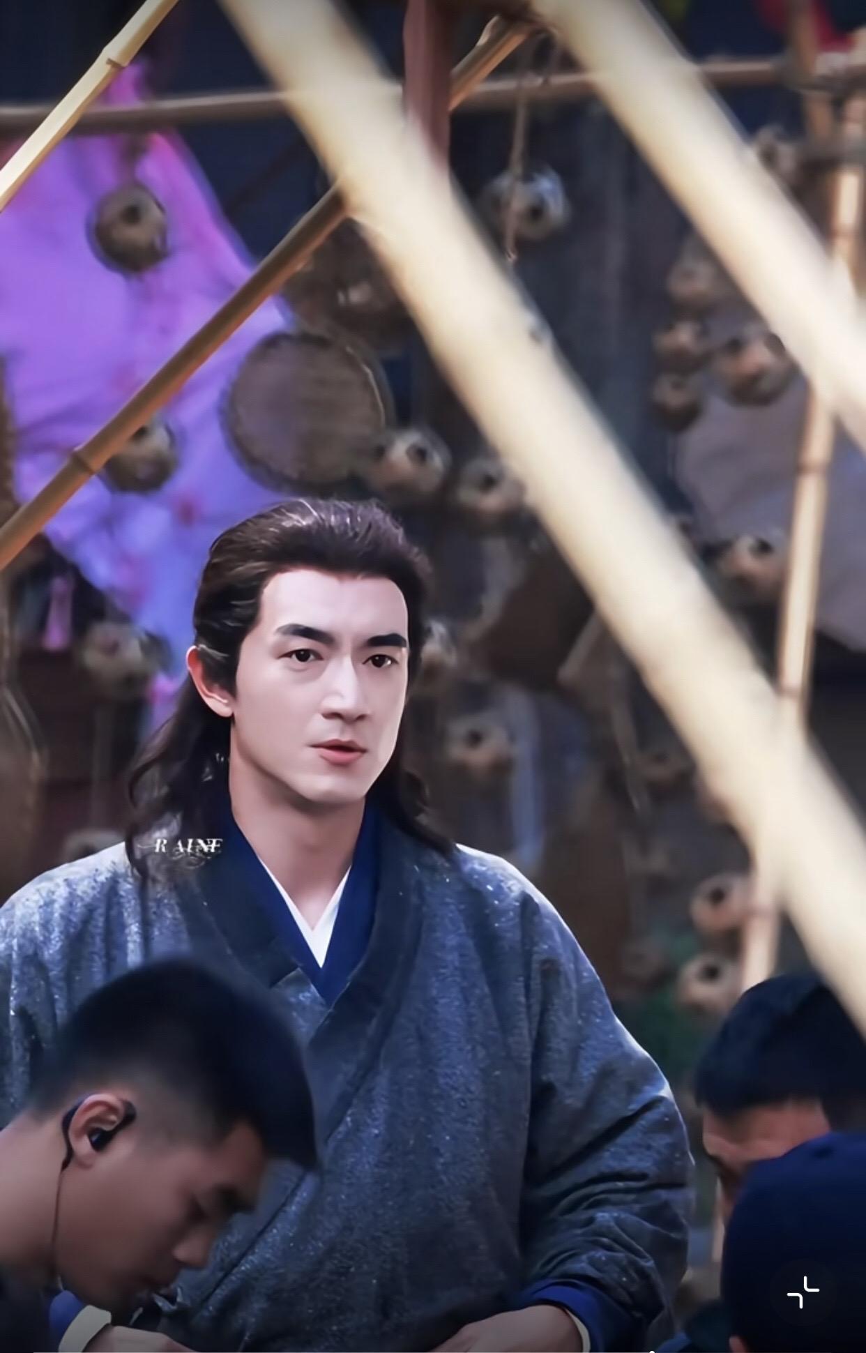 喜欢这几套吴定缘的衣服