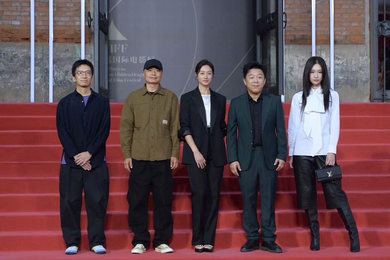 沈佳妮人低调作品高调沈佳妮戛纳归来平遥双片入围2026堪称沈佳妮作品爆发年！戛纳
