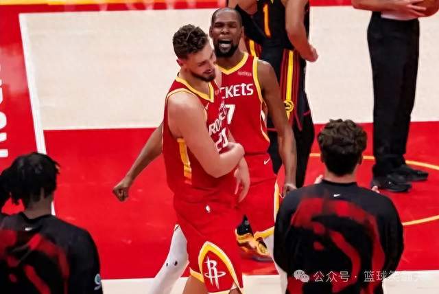 申京因背部伤势缺席对雄鹿的比赛 火箭该处理海王了