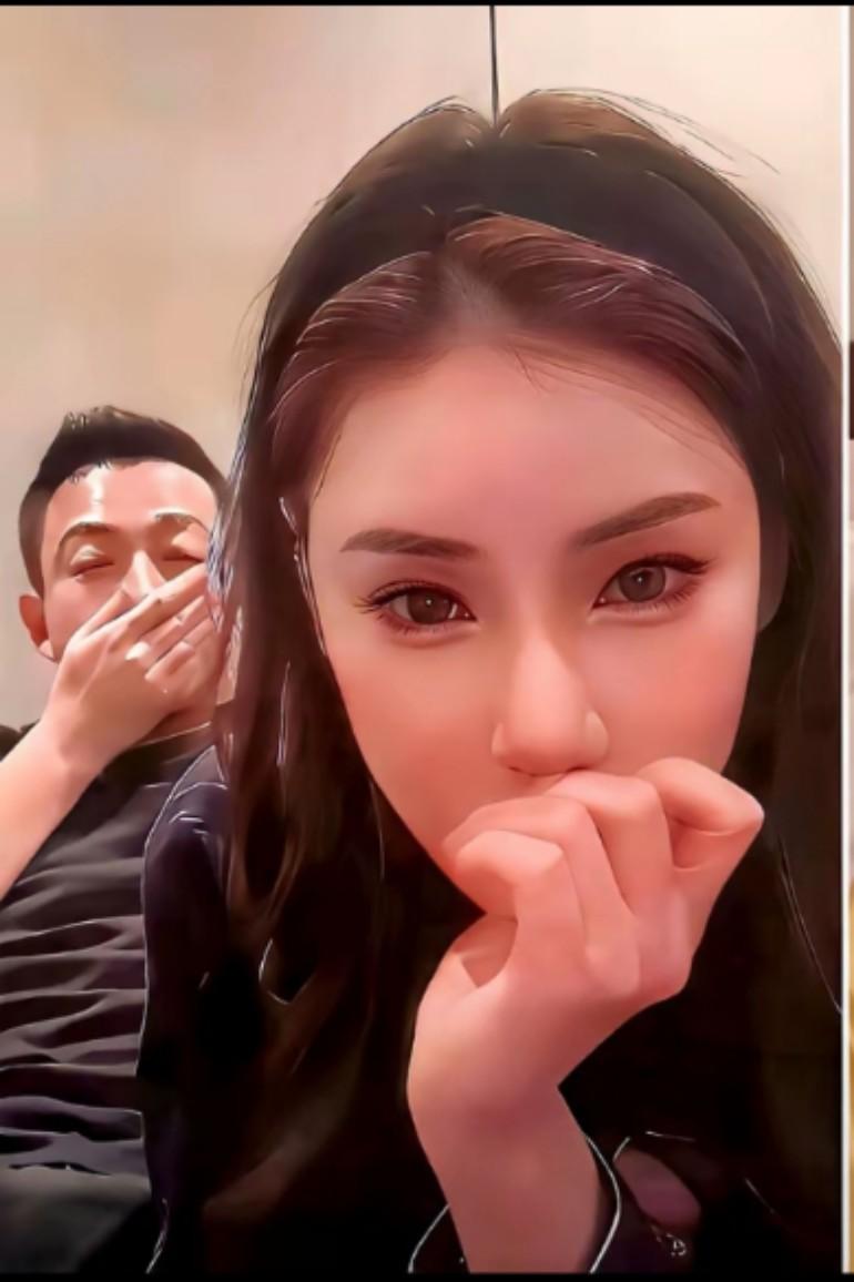 这媳妇眼神都变了，说不在北京坐月子是因为小菲要出差，真到了台北就不出差了吗？这理