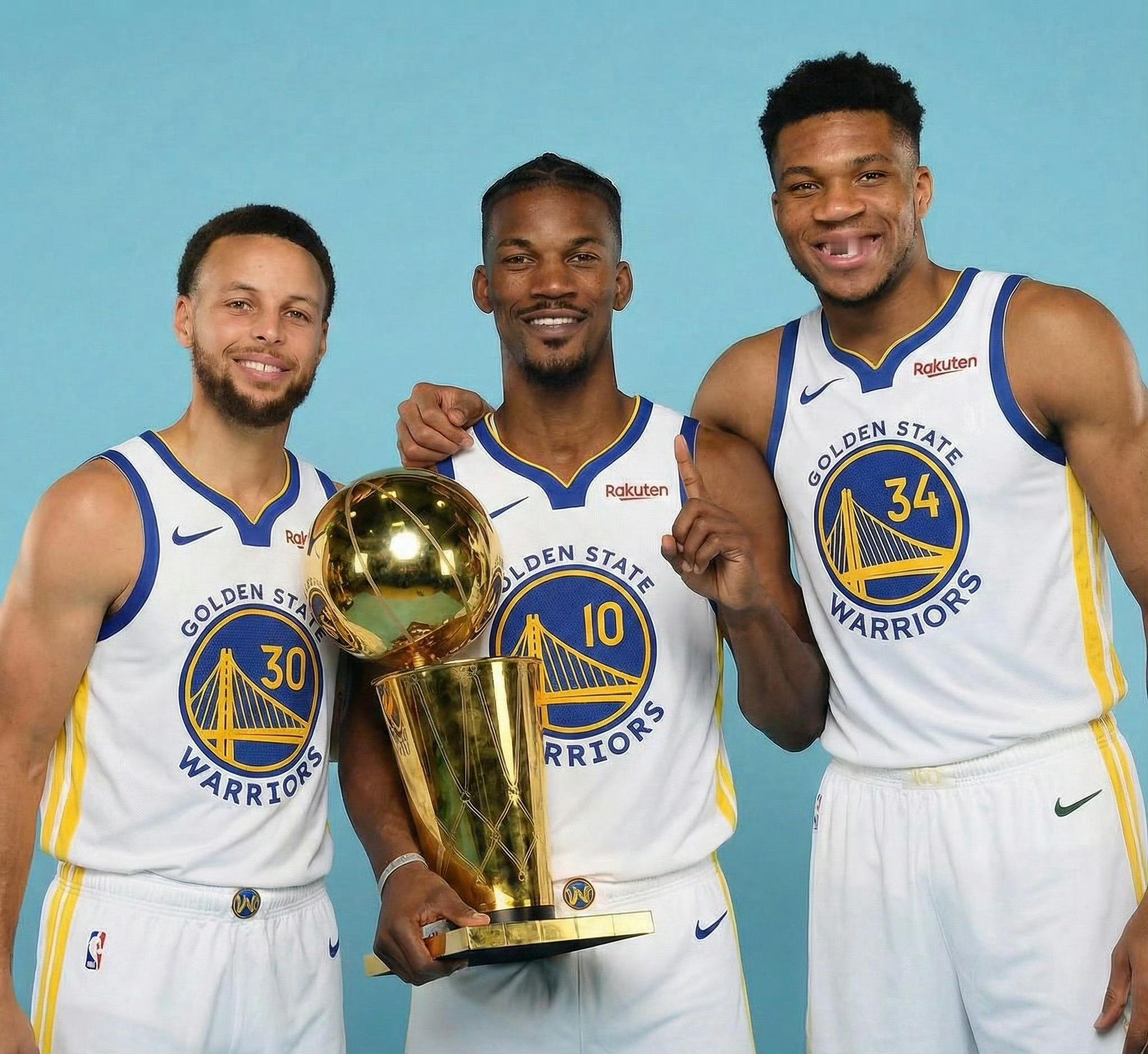 卧槽兄弟们，刚我朋友发我一张图，直接吓我一跳…..