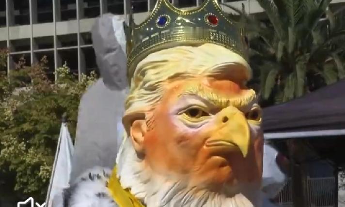 美国“不要国王”反特朗普示威进行得如火如荼。6月14日，约2000场示威活动举行