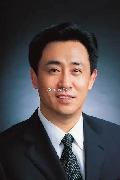 关于皮带的结局，网上都在猜测！一律师朋友从专业角度给我解读：首先，（死刑！60%