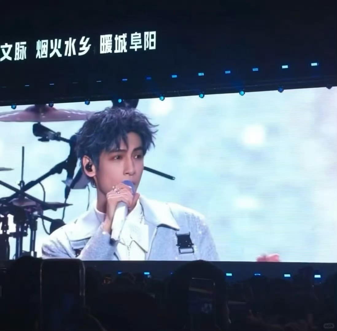 大屏帅成这样我是没什么话说 