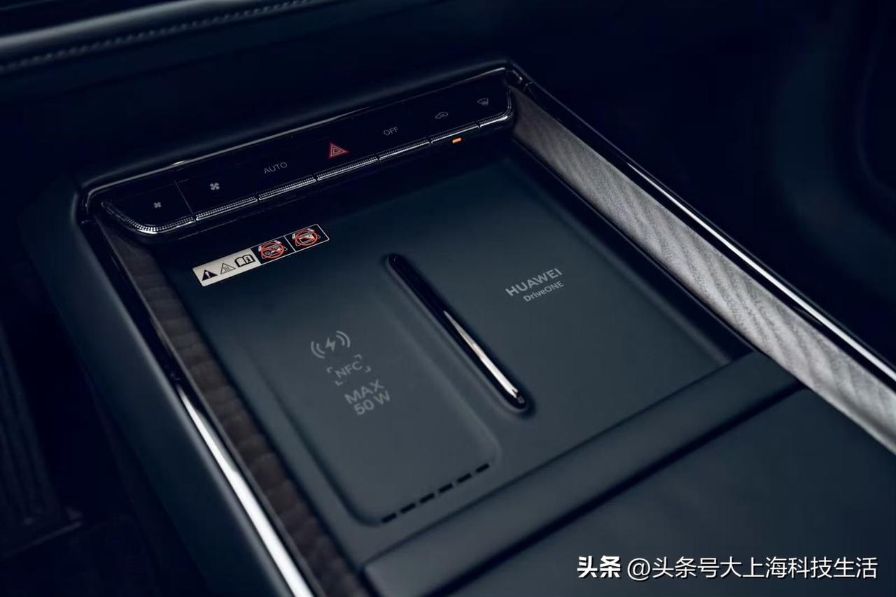 看到丰田铂智7和小米的互动，说明这次丰田真的变了，而且变得很彻底。学会了用最聪明