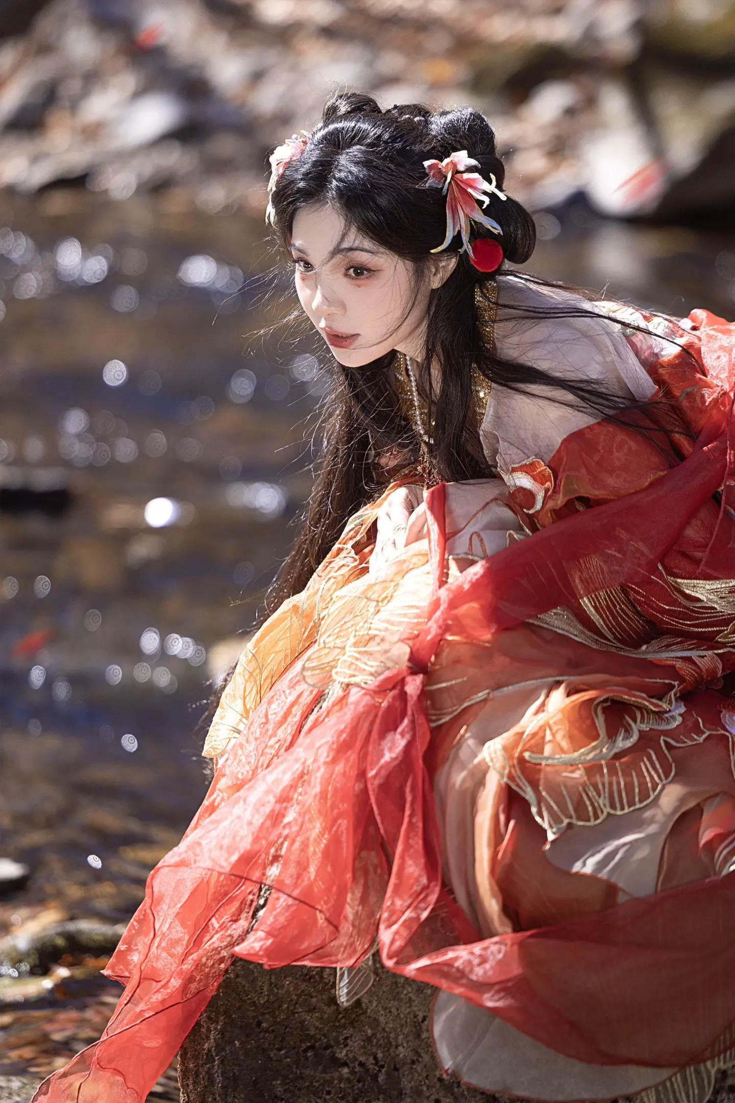 “她是山间的枫……”