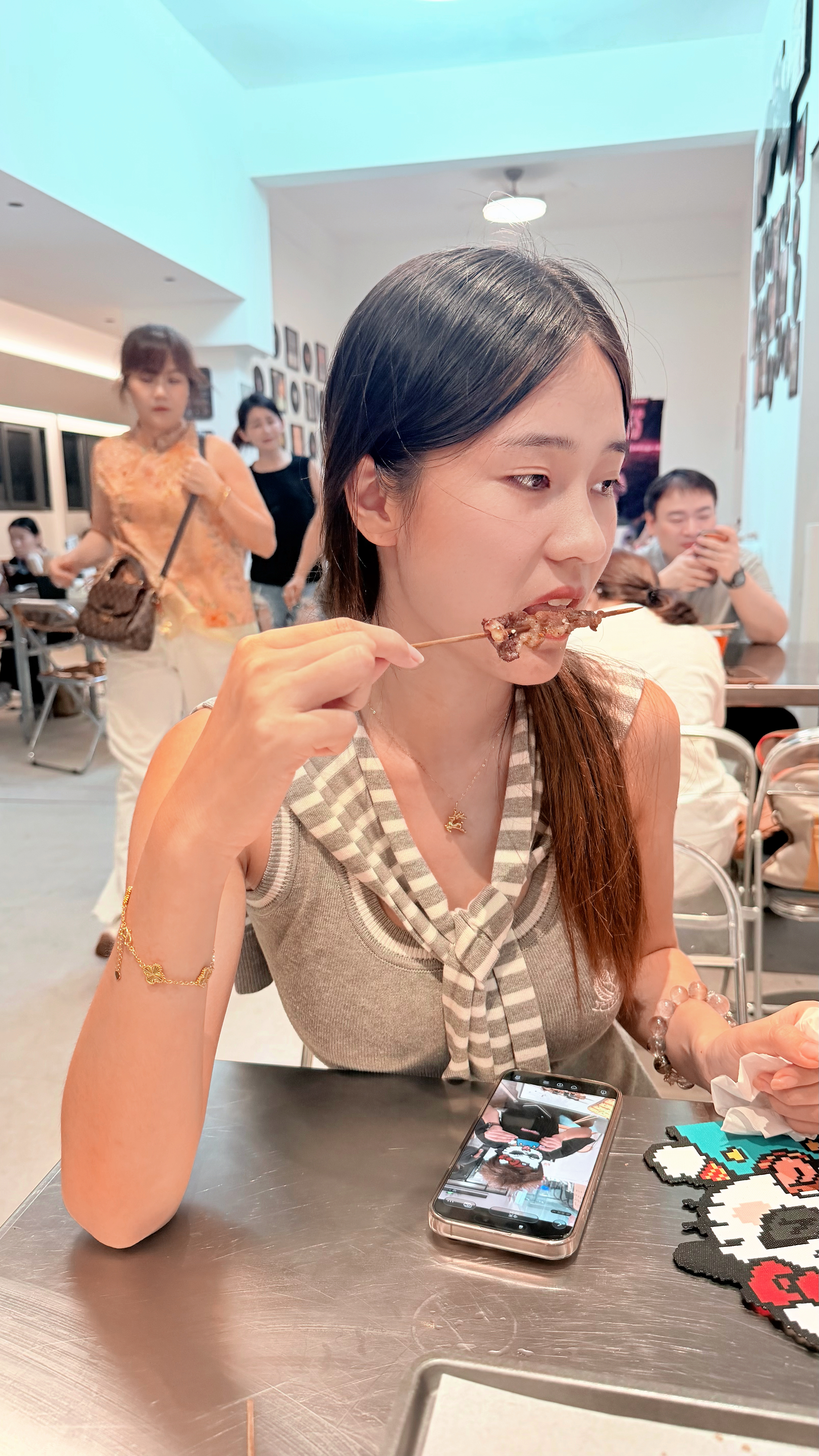 小李说这是她吃的最好吃的烧烤，没有之一！  ​​​