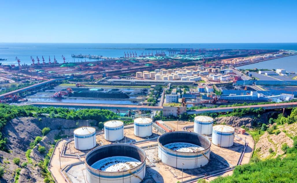 区别对待！中国全面断供日本成品油！截止目前，中国已全面停止对日本的成品油供应，汽