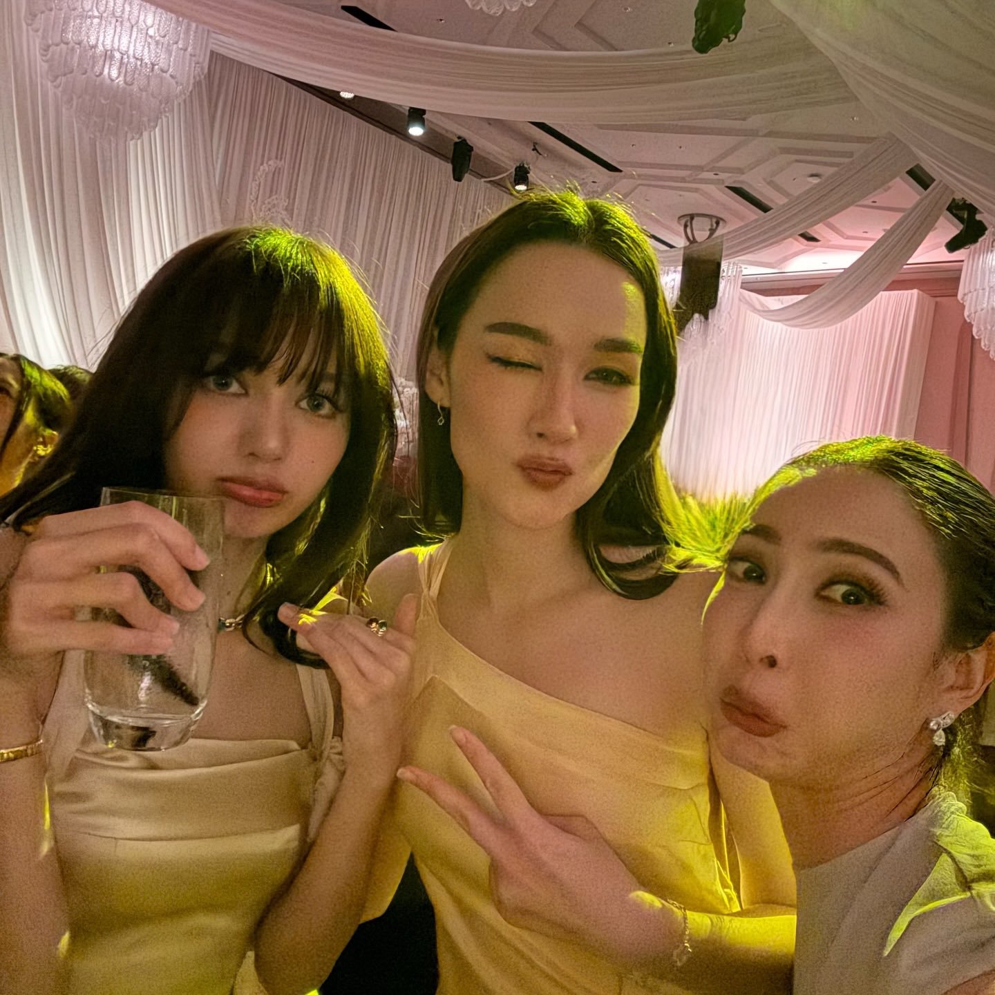 这个小Lisa就这样萌萌萌😚 