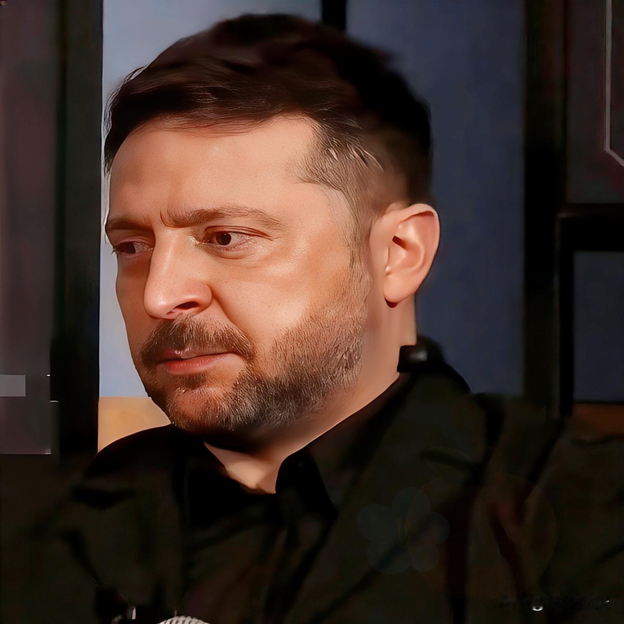 最新发声！泽连斯基亮明底线：冲突要体面收场，欧洲必须上桌，停火前绝不选举

当地