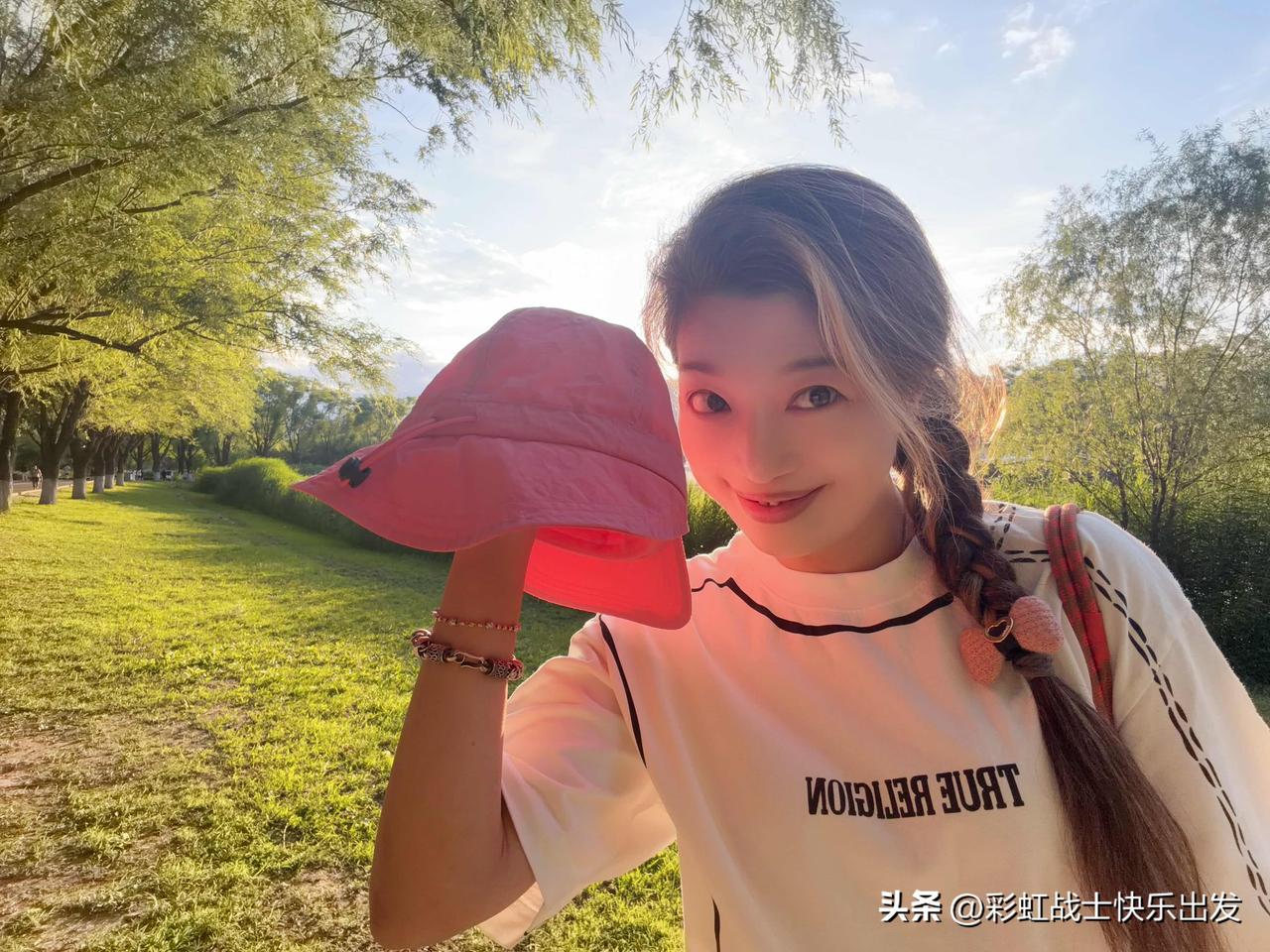圆虎～来个煎饼果子
北京 天空
