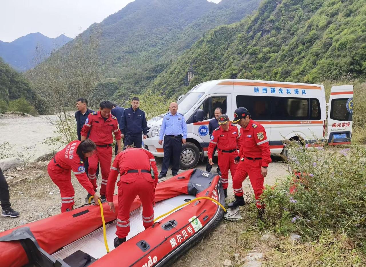 洛南曙光救援队2025部分任务回顾责任担当 生命保障 团队协作 应急响应