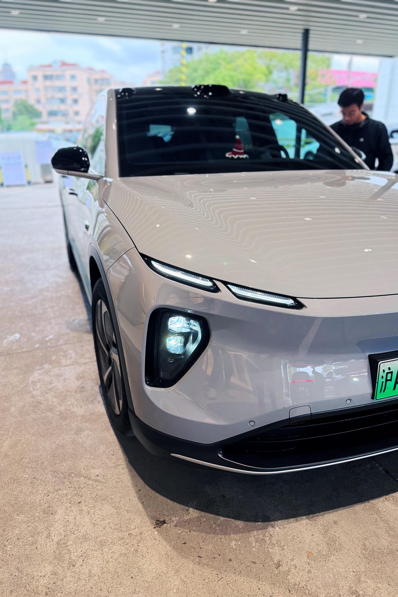 买EC6马上要一年了，当时和车一起买的服务无忧包（499元）里含的免费维保要过期