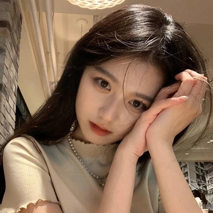 #女生头像[超话]#向海风许愿，在山海相见。 ​​​