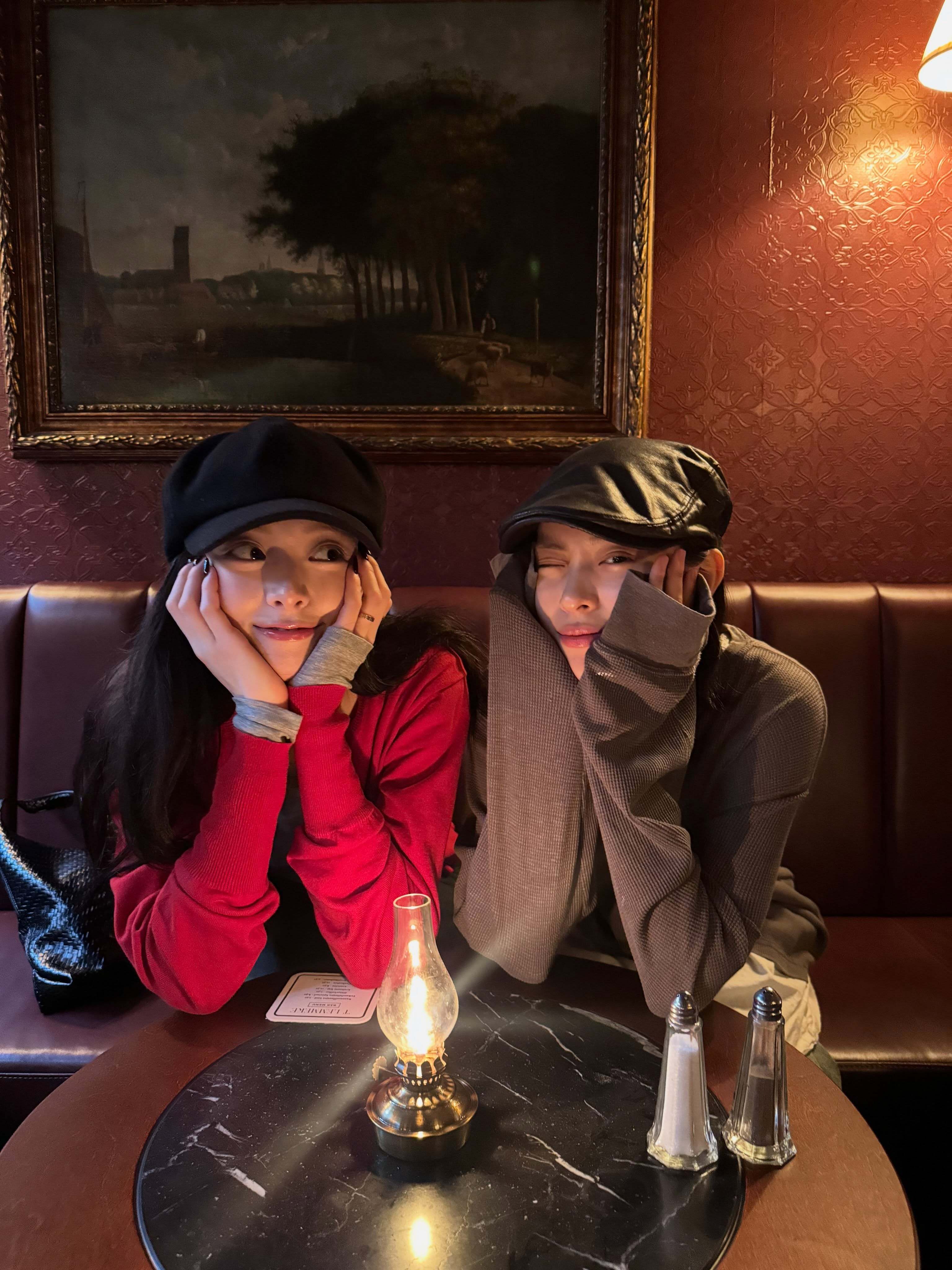 Amsterdam 小报童🐈📰  ​​​