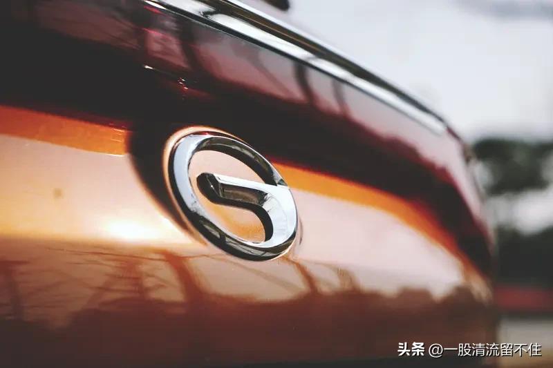 传统车企的智能化,为什么做不好?传统车企智能化现状：稳进中仍有差异
 
提到汽车