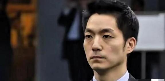 蒋万安曾再次亮明立场，坚持反对两岸统一，郑丽文也让中国人寒心了。这哪是普通政治表