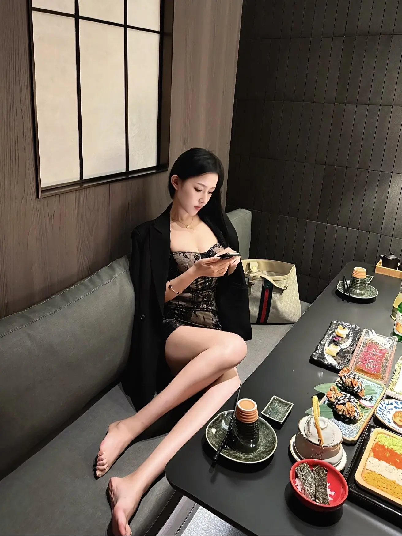 如果可以约会 我们不吃omakase 去你小时候常吃的早餐店 穿过巷子...