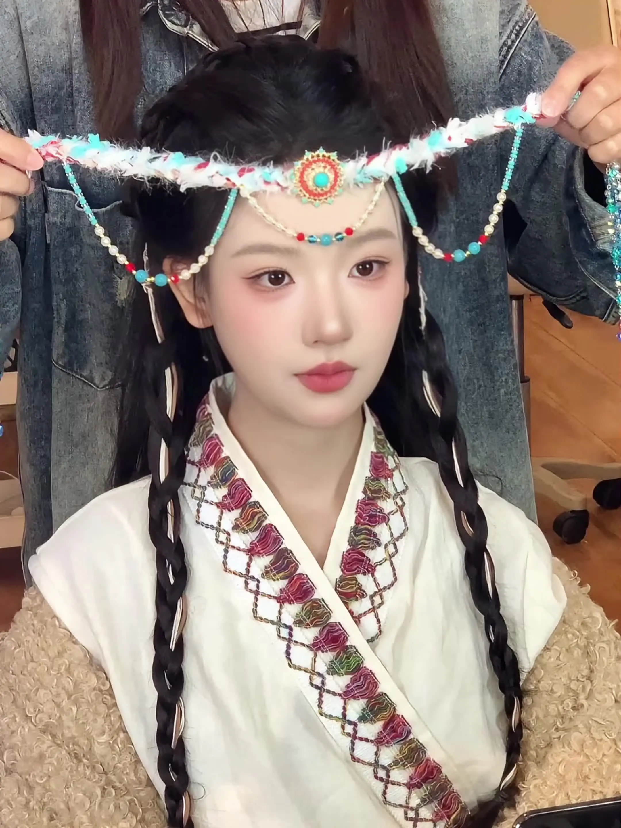 想不到在香格里拉做到了鞠婧祎同款