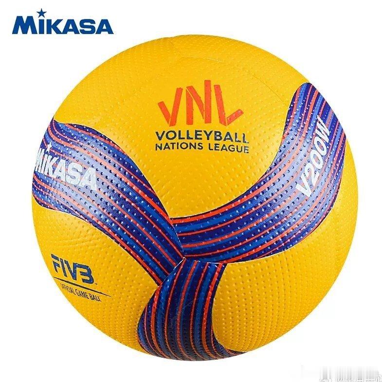排球 📸 今年VNL将使用的比赛用球🆕 球体上新增了VNL标志，以及采用VN