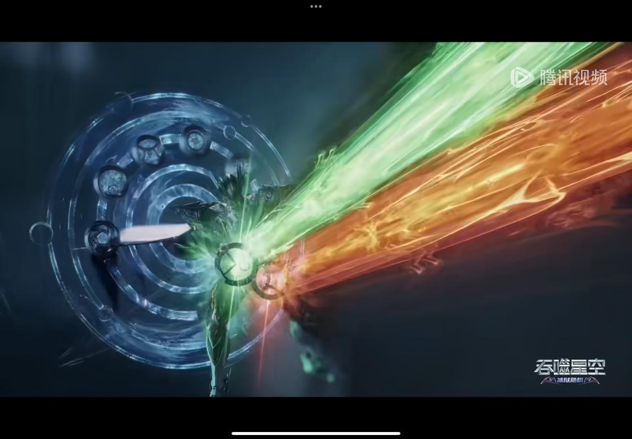 七剑王直接把两个轮子合二为一，就是形成了一把光剑，在场的所有人都顶不住那倒力量。