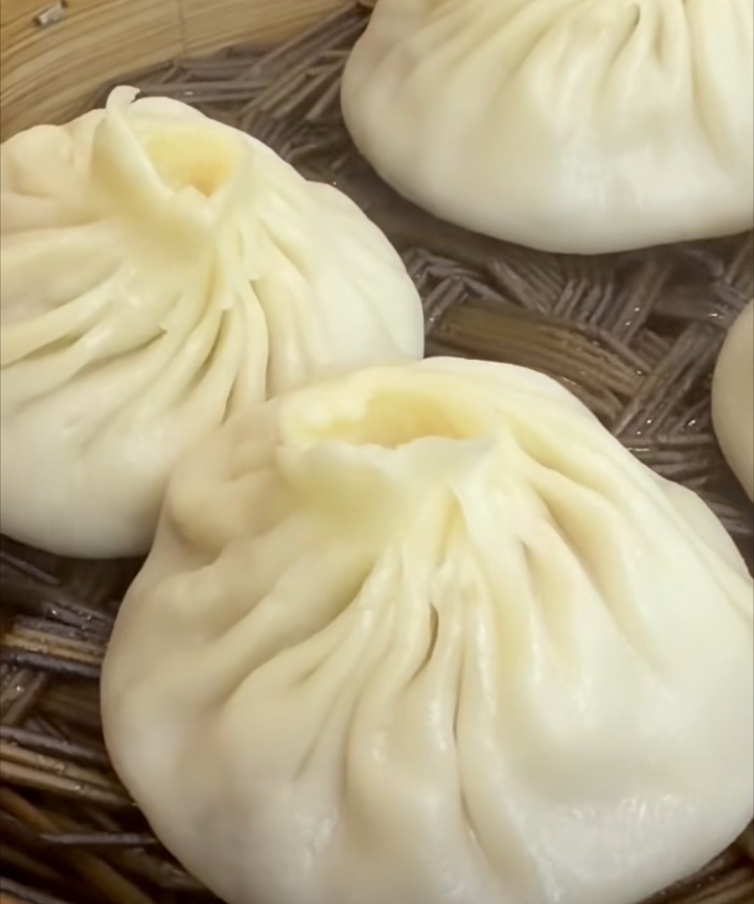今天的小笼包好吃 