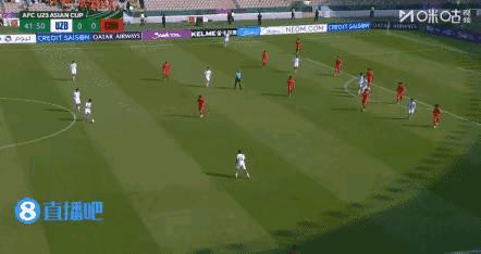 中乌大战一边倒，门神李昊再献世界级扑救，一夫当关，万夫莫开。

这场亚洲杯1/4