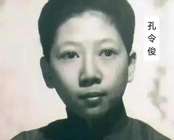 抗战时，陈立夫想把孔祥熙次女孔令俊介绍给胡宗南。

胡宗南举棋不定，偷偷找戴笠了