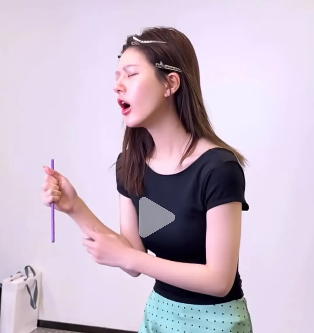到底谁在说赵露思认真做戏的时候可爱？