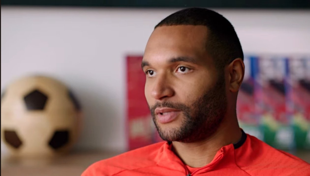 塔谈文森特·孔帕尼：“他（作为球员）有很多优点，但我认为他最令人印象深刻的是他的