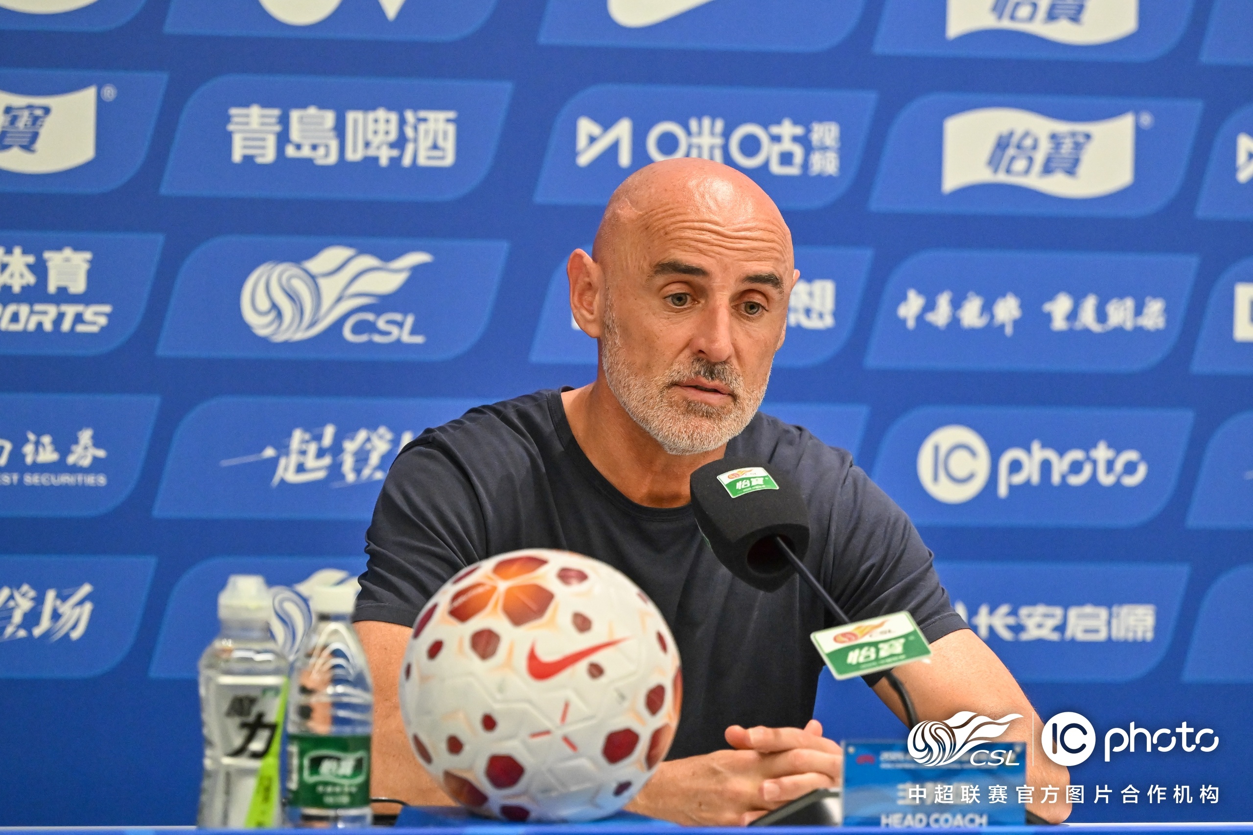 重庆铜梁龙2比3上海海港 赛后新闻发布会，主教练穆斯卡特对比赛进行了总结：“这是