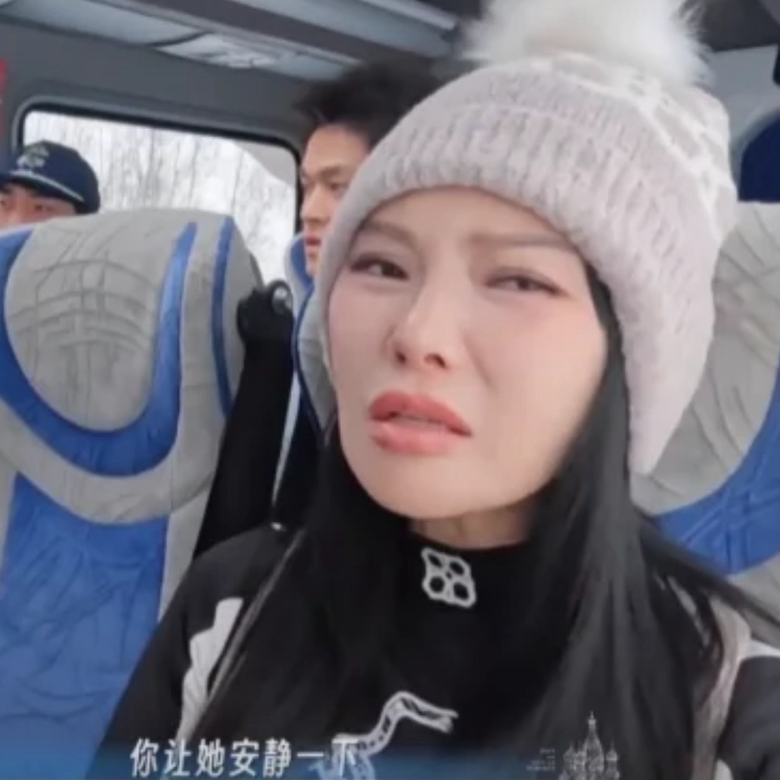孙杨你只顾自己差点摔倒之惊却不顾豆豆被你当着外人（孙程潇）批评之辱。我一下子就带