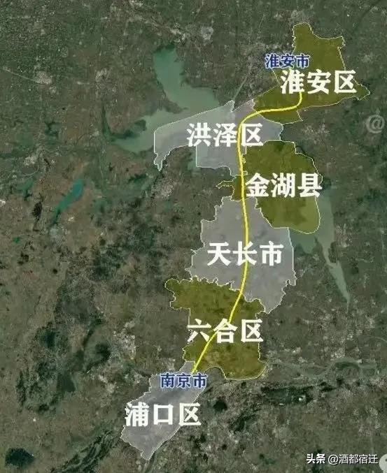 有人吐槽宁淮铁路淮安东到洪泽站两段弯道“快成直角”，看似不顺直，实则是综合地形、