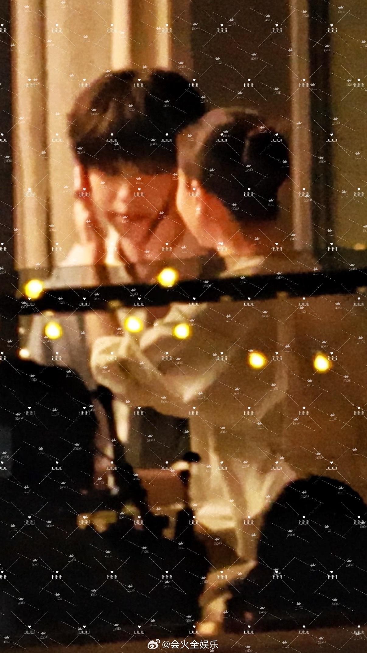 好温馨的母子俩呀董洁王橹杰捧脸路透董洁王橹杰我们的少年时代2对手戏