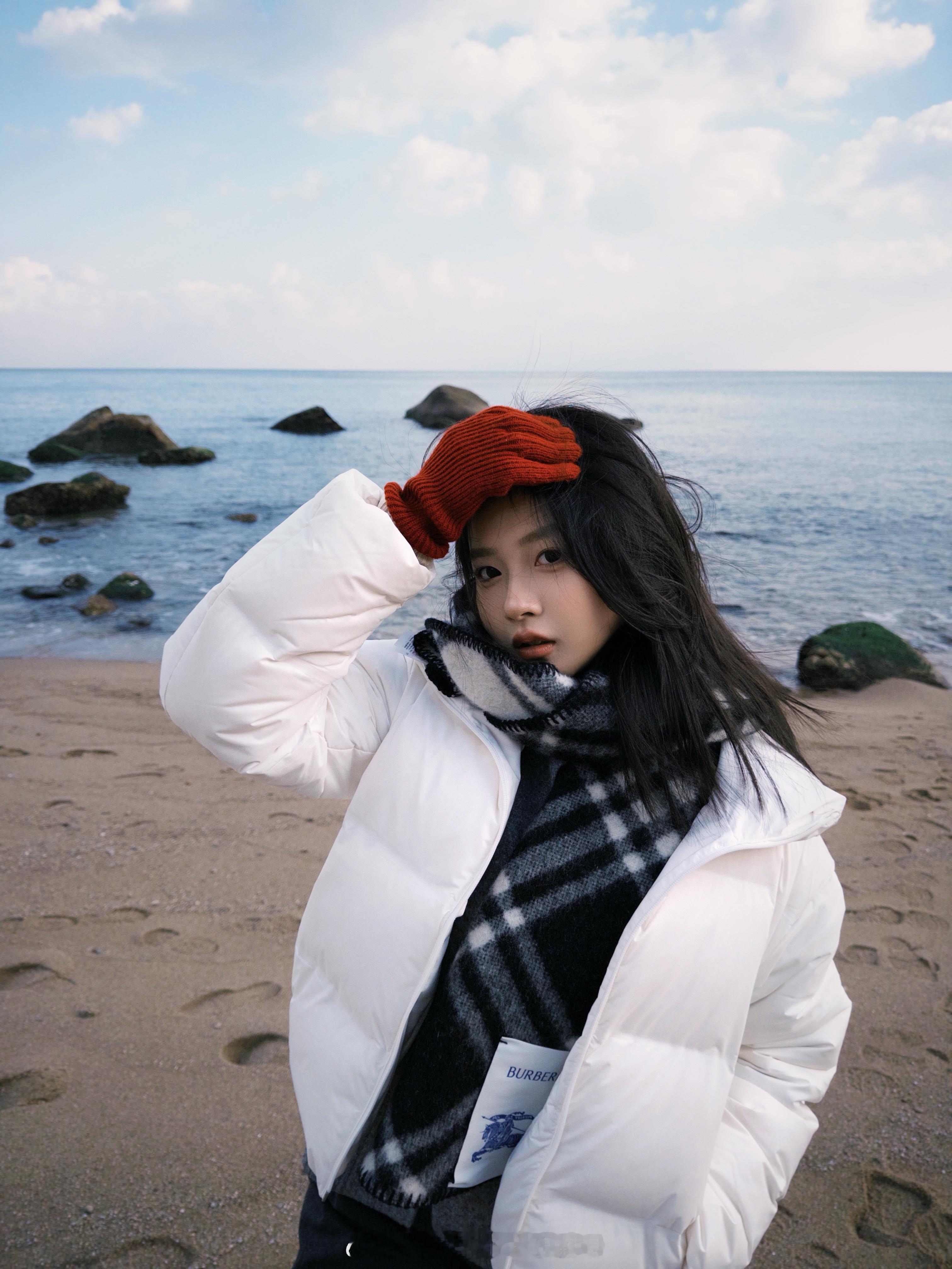 🌊🤍. ⋆ ☆ ★ 