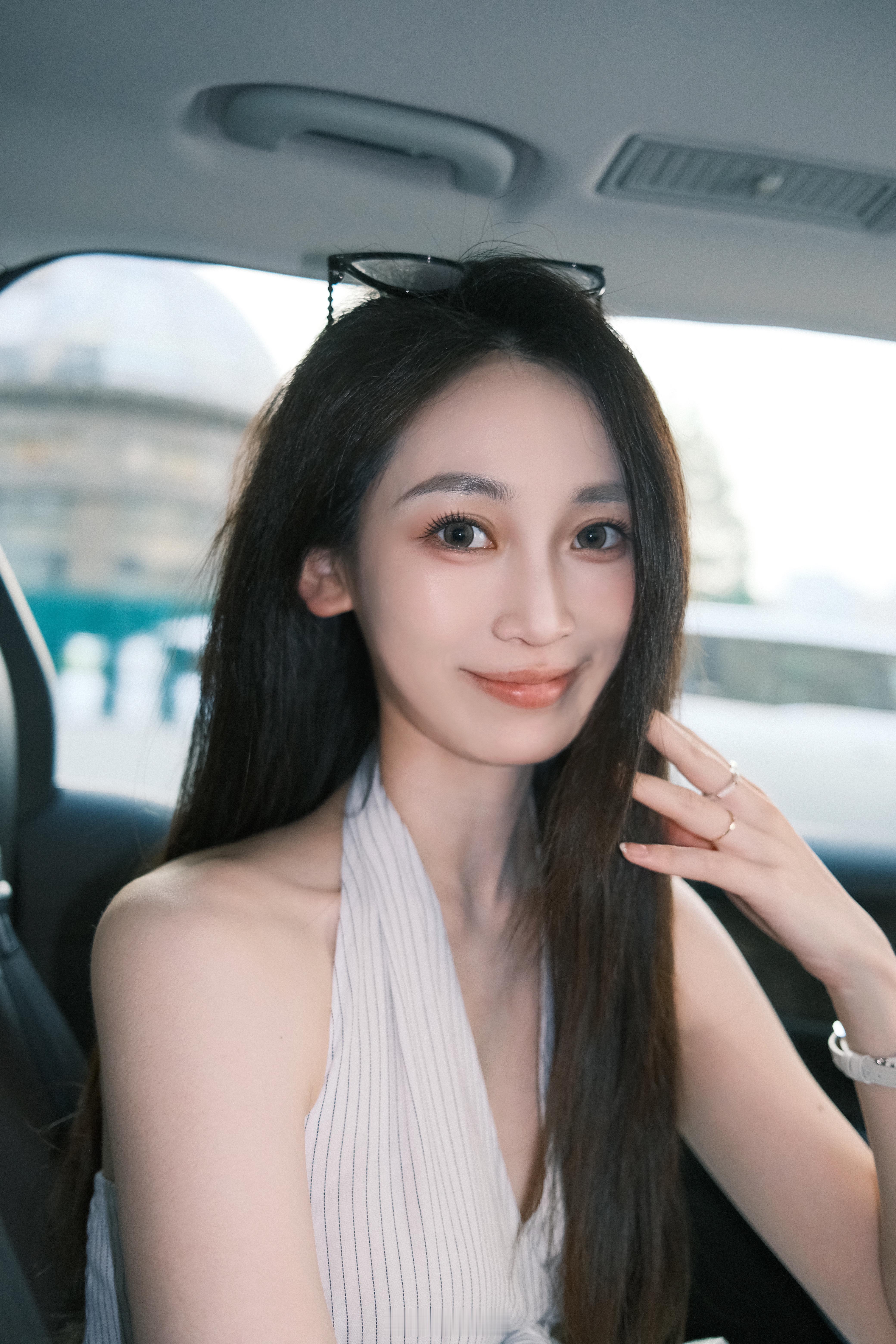 你知道的微博永远多一张嘿嘿 ​​​