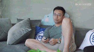 张颖颖称大S前夫和朋友女儿裸聊妈呀，张靓颖开撕，小菲还果聊啊？ 只知道他有实力没