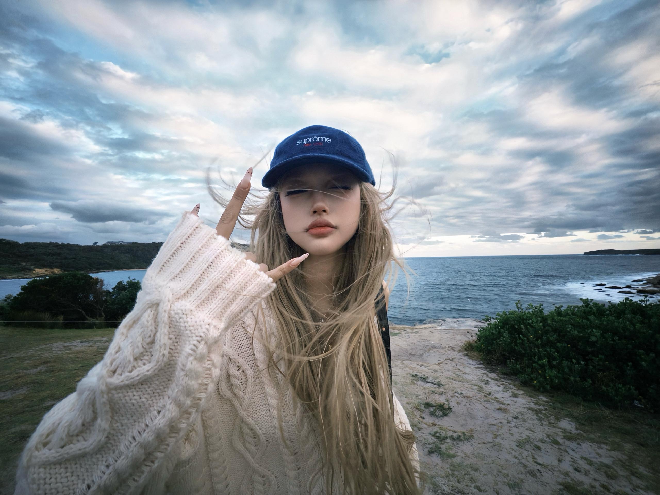 24岁 年轻 自由 漂亮 错在哪。