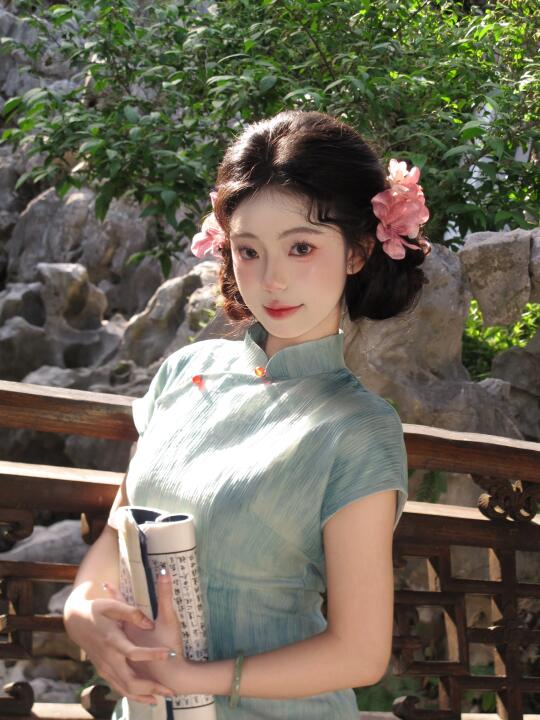 那位民国时期的书香世家的三小姐🌷