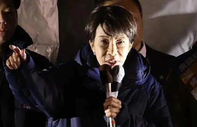 自民党元老警告
日本正跨越修宪禁忌线！
古贺诚突然警告“战争靠近日本”，说出了自
