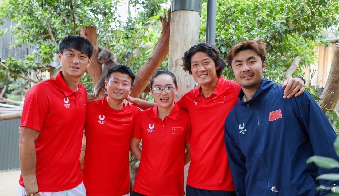 2026联合杯 中国队集结 朱琳C位，🇨🇳队将在1月在3日对阵🇧🇪运动员