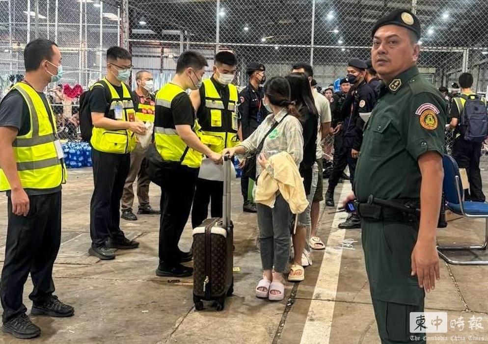柬埔寨再遣返331名涉电诈中国公民
据柬中时报报道：柬埔寨移民总局通报，3月21