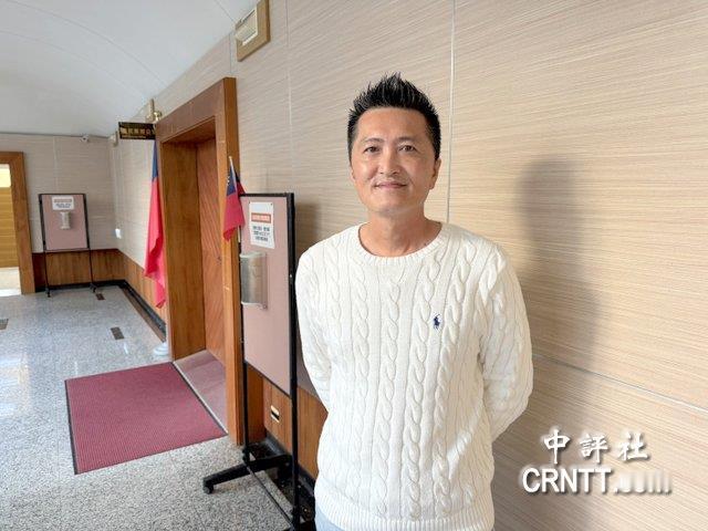 蓝营议员：民进党绿故意把柯志恩民调做很低，有用意
2026高雄市长选战由蓝委柯志