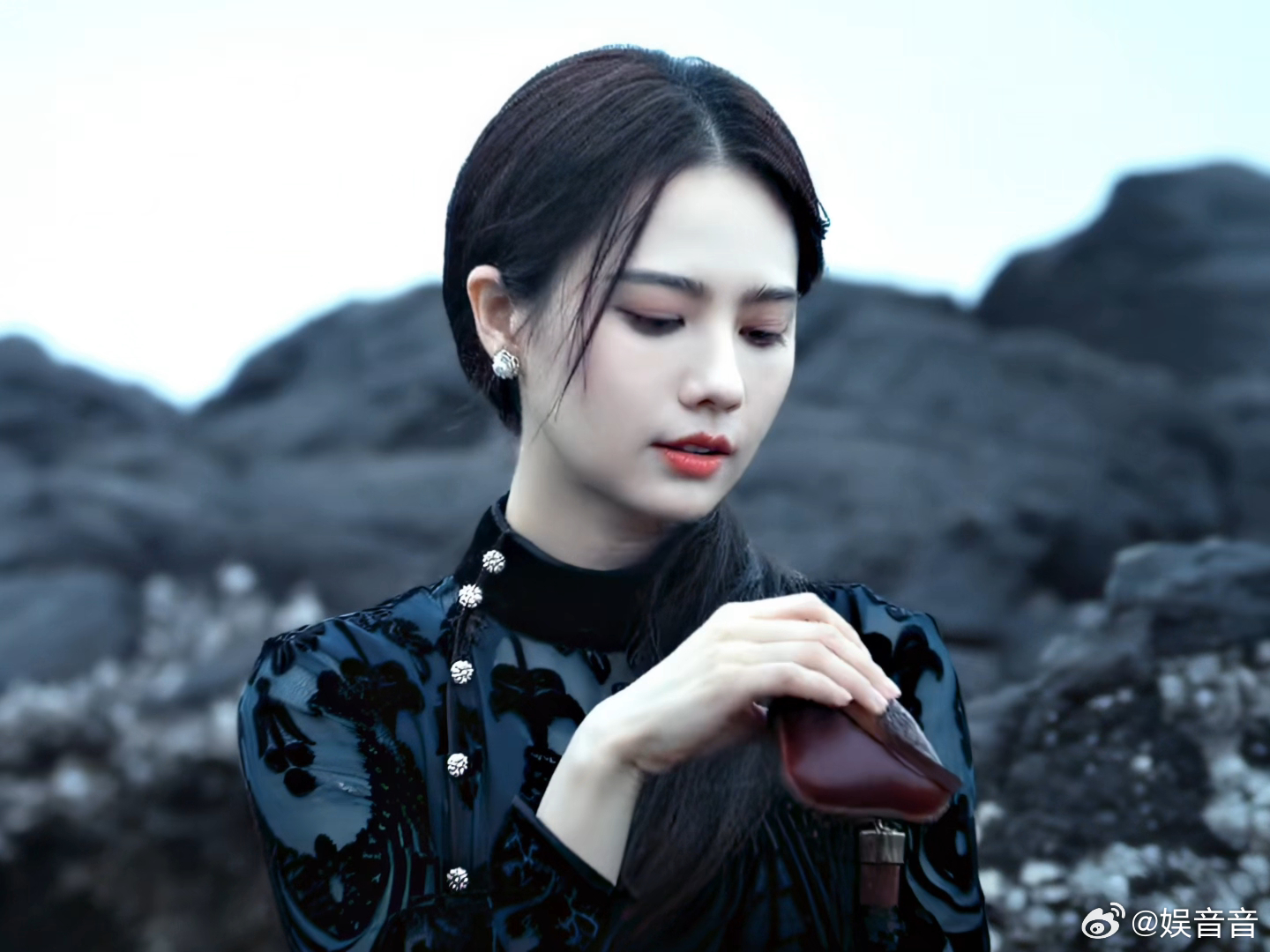 南部档案有自己的黑寡妇 她的强大不是装出来的，而是刻在骨子里的！纯正张家人的骄傲