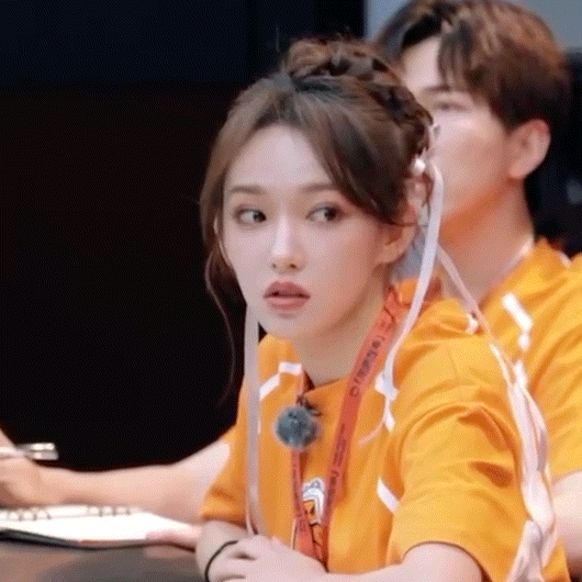 #程潇慌了# omg虽然看到小七哭了很心疼，但程潇这个表情真的太可爱了……不过两