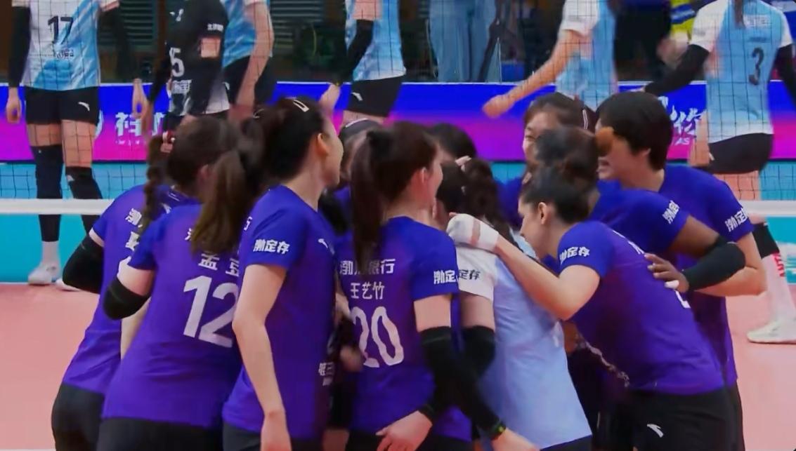 匡琦嘴被气歪，小董赛后痛哭

2025-2026中国女排超级联赛季后赛小组赛第五